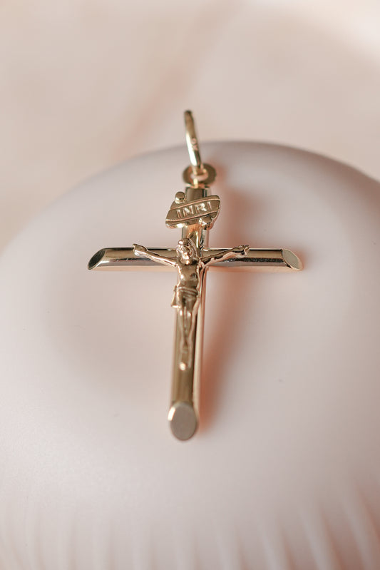 Crucifixion Pendant (32x22mm)