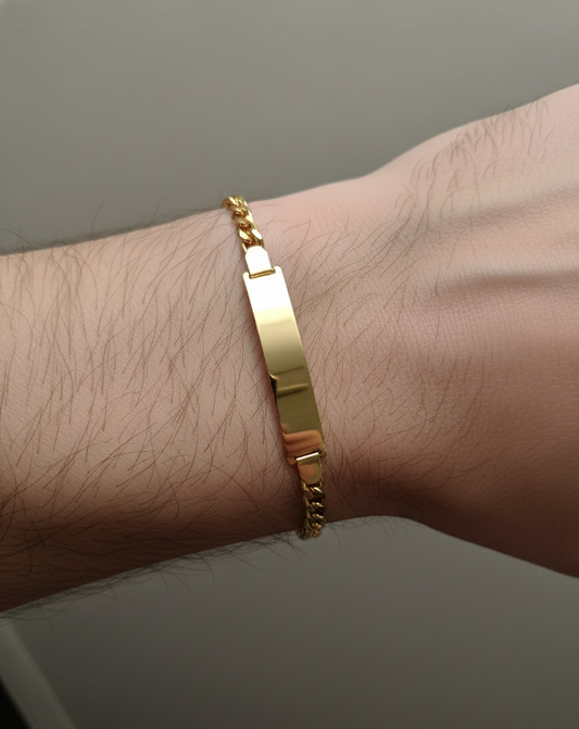 9k YG Flat Diamond Cut Curb ID Bracelet 5mm wide 20cm. ID Plate Measuring 36x7mm. Approx 5.5g