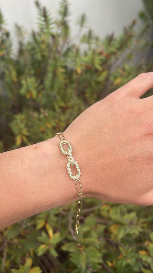 9k YG Diamond Paperclip Bracelet