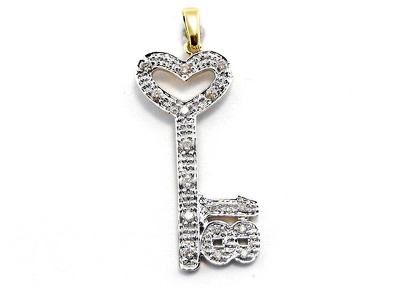 9k YG Eighteen (18) Diamond Key. 33x15mm