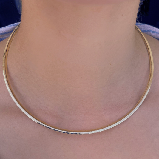 Plain Omega (4mm)