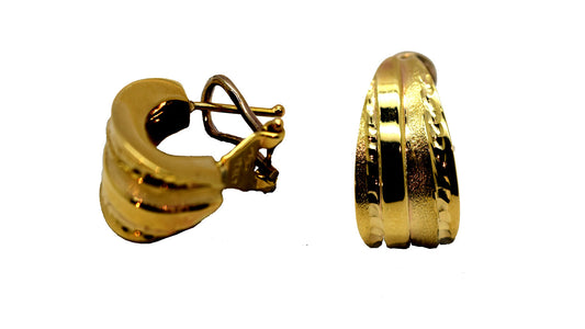 18k 2T Italian Hollow Clip On / Stud Earrings 16x10mm