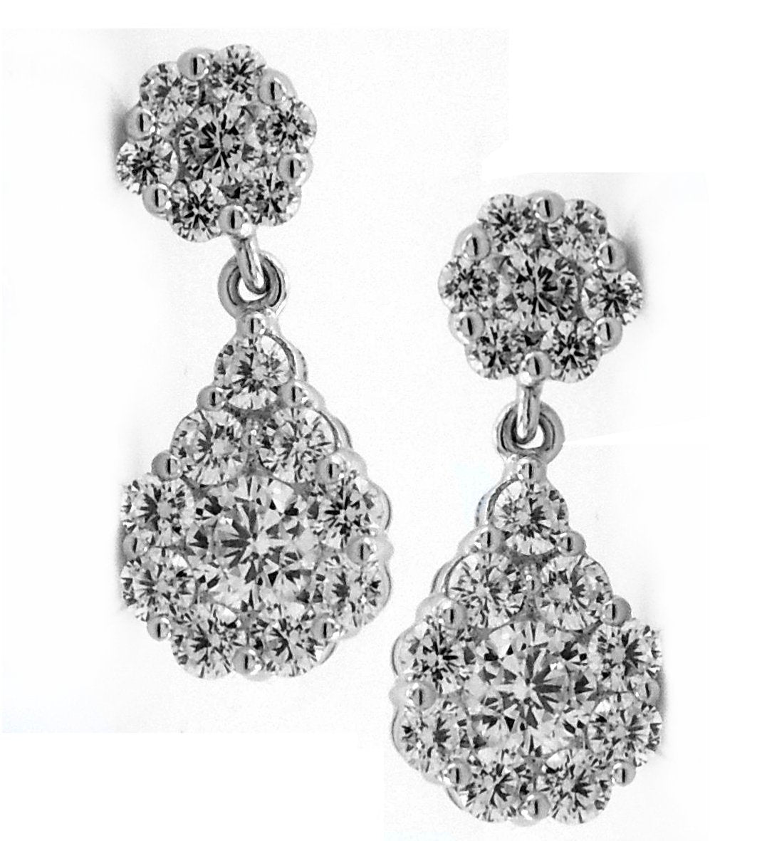 18k WG Diamond Tear Drop Stud Earrings. 2D=0.32ct & 32D=0.84ct