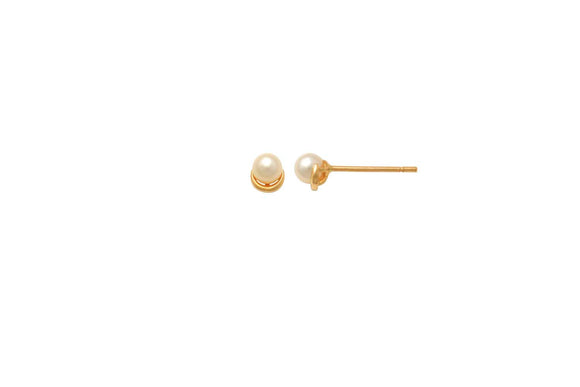 9k YG Half-Bezel Pearl Stud Earrings 4mm