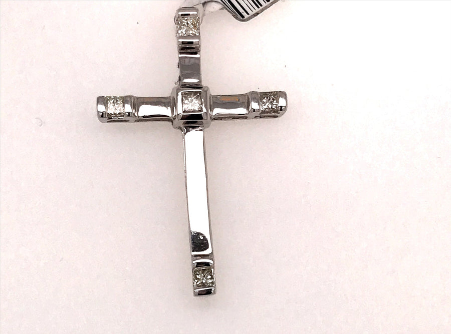 18k WG Solid Cross Pendant with 5 Princess Cut Diamonds = 0.25ct. 30x20mm.