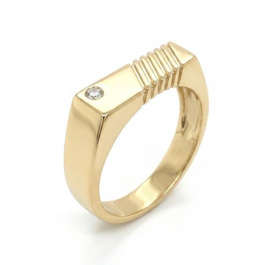 9k YG Diamond Signet Ring