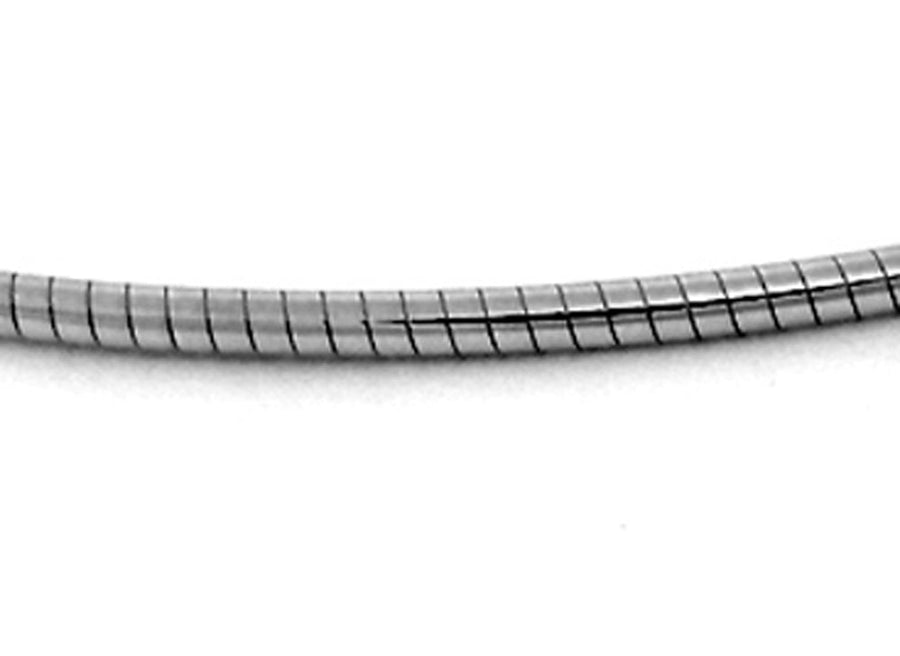 9k WG Italian Round Omega Chain 1mm wide with screw end 45cm Approx 4.0g. Please check item carefully before selling, as this item is not under warranty if damage is caused by customer.