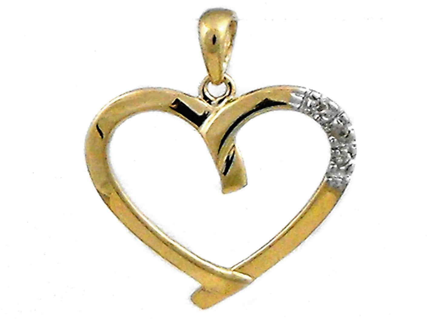 9k YG Diamond Heart Pendant. 18mm