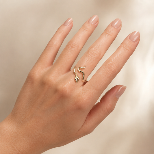 Wriggling Snake Ring