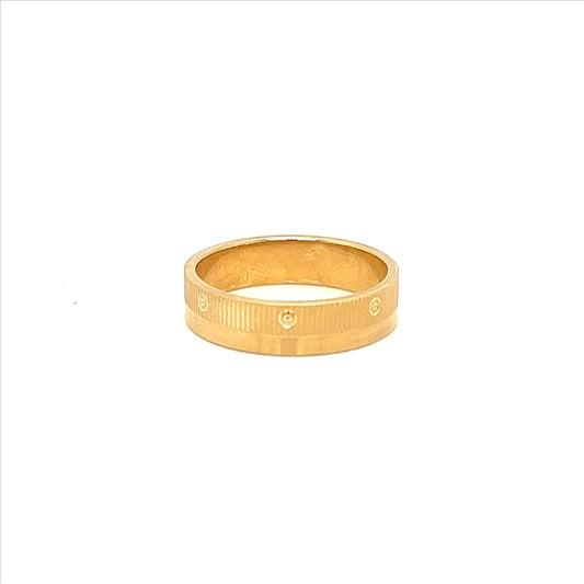 YG Flat Band Patterned Ring