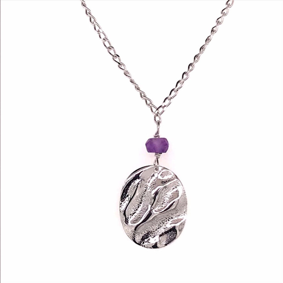 9k WG Amethyst & Oval Hammered Pendant with Oval Link Chain 45cm O-Ring at 43cm & 44cm 1mm Wide . Meas. 12x9mm