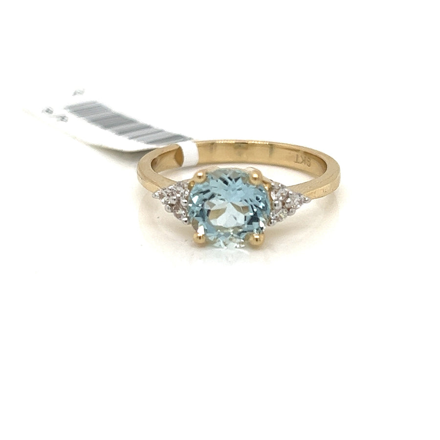 9k YG Acquamarine Ring Set With 1.8ct (7.7mm x 7.7mm) Acquamarine. 6 CZ's. Size R