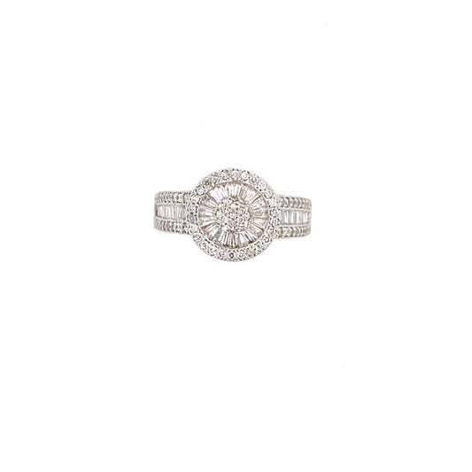 9k WG Diamond Cluster Ring set with 119D=0.81ct Size M
