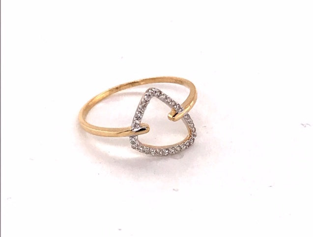 9k YG Diamond Triangular Dress Ring  28D=0.08ct Size M